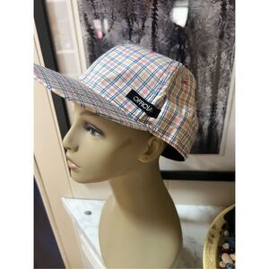 NWOT Crown Official Crown of Laurel Plaid Cap Sz7.875